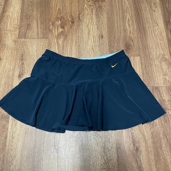 Nike Womens Solid Navy Blue Dri-Fit Tennis Skirt Size Medium Yellow Swoosh Check - Picture 1 of 6